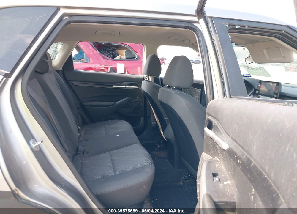 2023 KIA SELTOS VIN: KNDEPCAA4P7367768