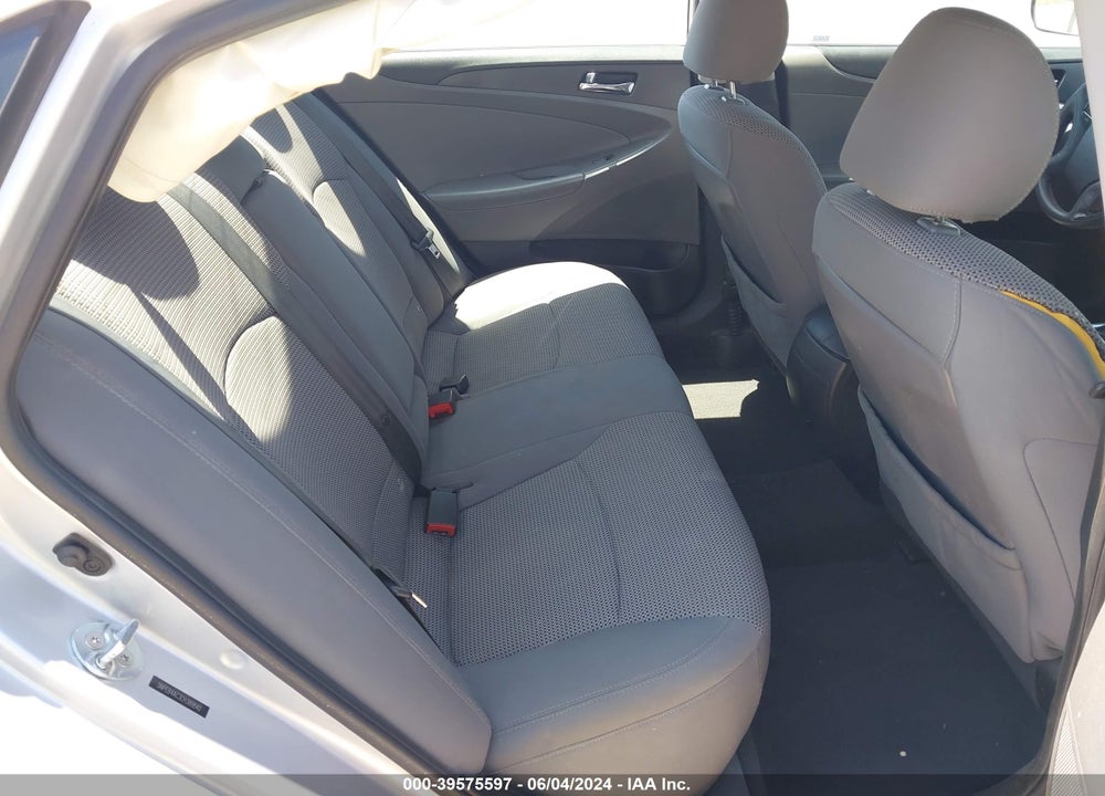 2012 HYUNDAI SONATA GLS VIN: 5NPEB4AC3CH389840