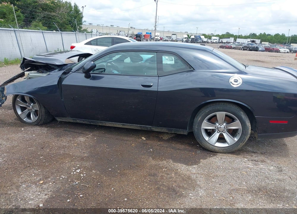 2018 DODGE CHALLENGER SXT VIN: 2C3CDZAG4JH305147
