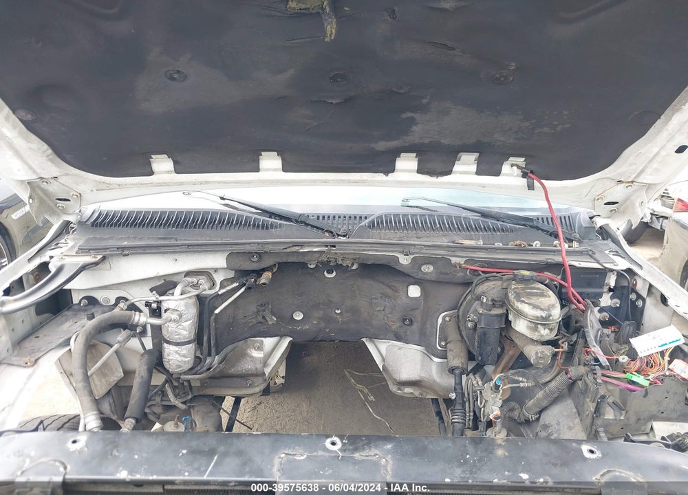 2003 CHEVROLET TAHOE LS VIN: 1GNEC13VX3R122334