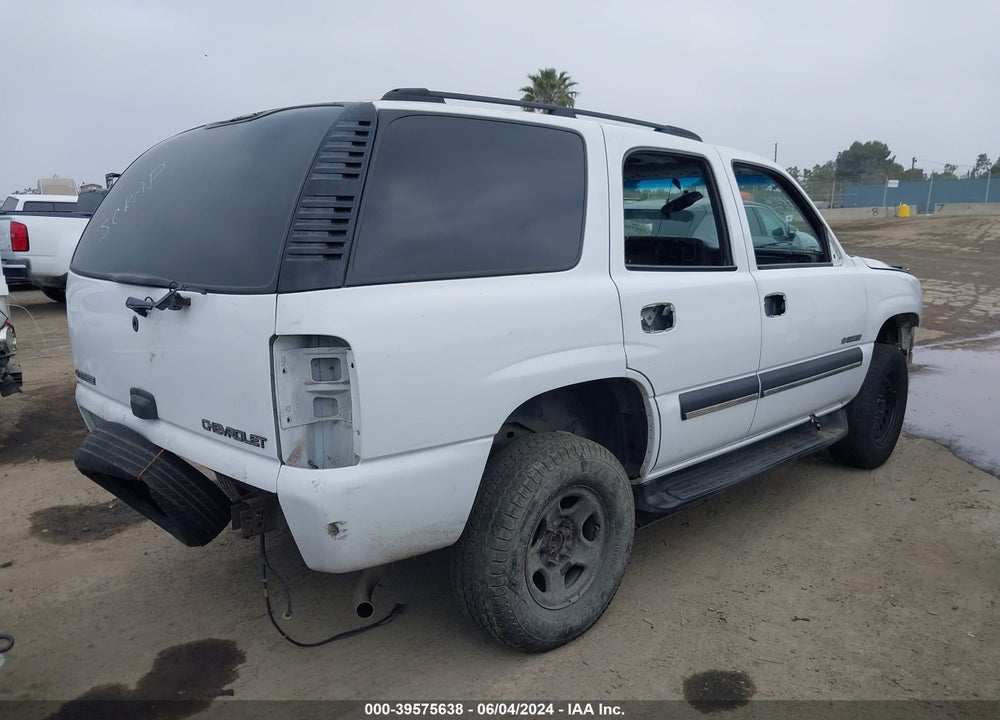 2003 CHEVROLET TAHOE LS VIN: 1GNEC13VX3R122334