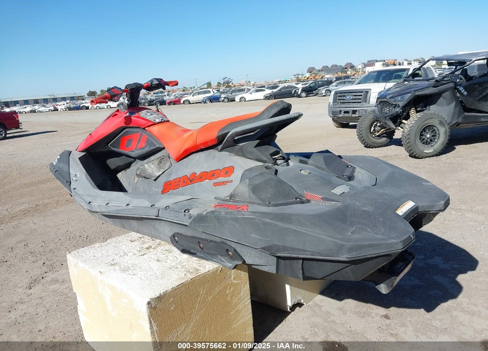 2021 SEADOO SPARK TRIXX VIN: YDV33289L021