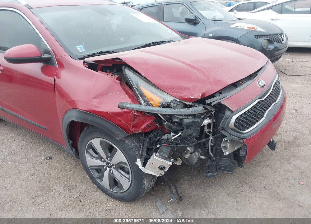 2018 KIA NIRO LX VIN: KNDCB3LC2J5123351