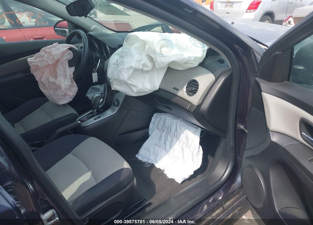2015 CHEVROLET CRUZE LS AUTO VIN: 1G1PA5SH0F7157113