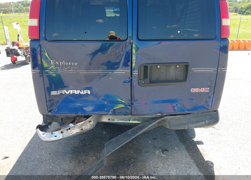 2003 GMC SAVANA CUTAWAY STANDARD/STANDARD W/C7L/C7N VIN: 1GDFG15T631201667