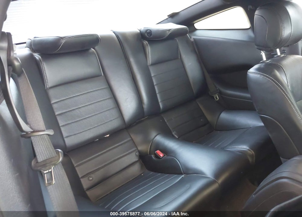 2014 FORD MUSTANG V6 PREMIUM VIN: 1ZVBP8AM0E5250009