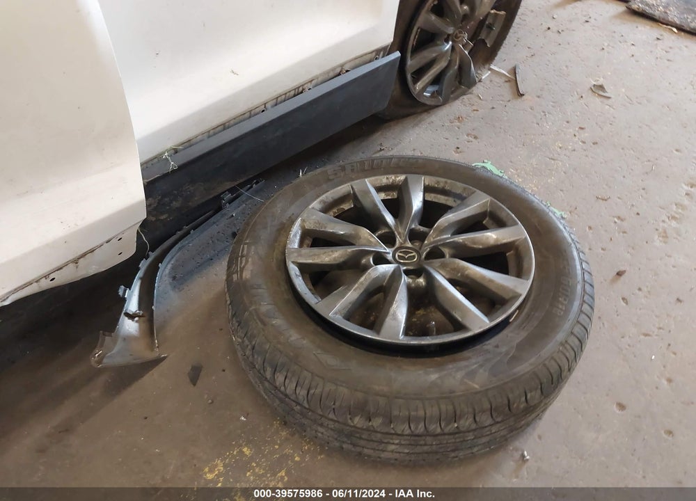 2022 MAZDA CX-9 TOURING VIN: JM3TCBCY3N0605033