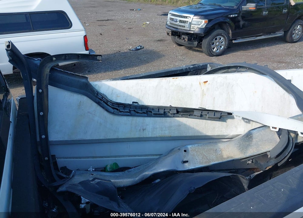 2017 GMC SIERRA 1500 SLT VIN: 3GTU2NECXHG150698
