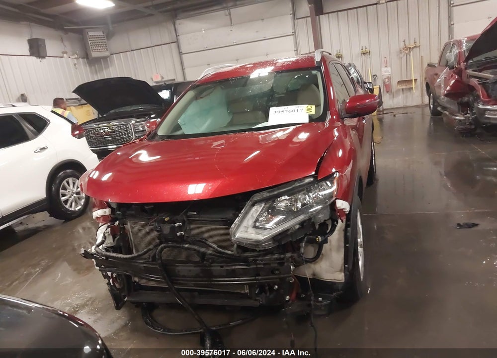 2018 NISSAN ROGUE SV VIN: 5N1AT2MV3JC805693