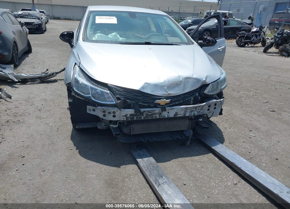 2017 CHEVROLET CRUZE LS AUTO VIN: 1G1BC5SM6H7259262