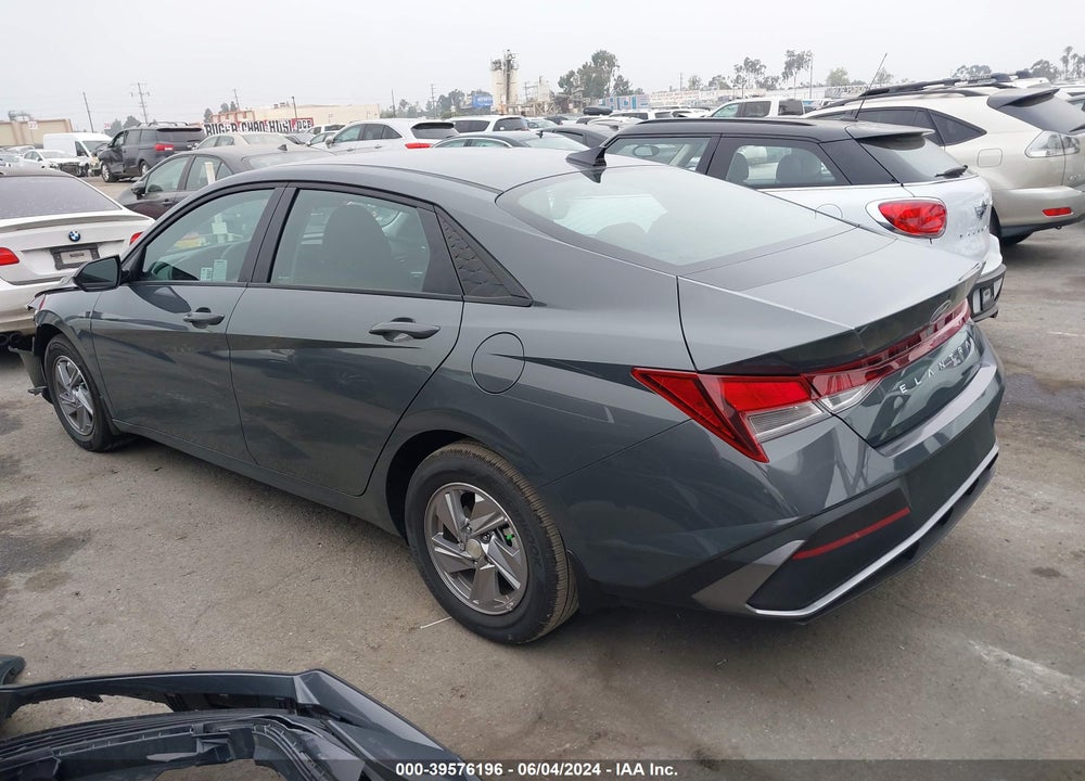 2024 HYUNDAI ELANTRA SE VIN: KMHLL4DG7RU725597