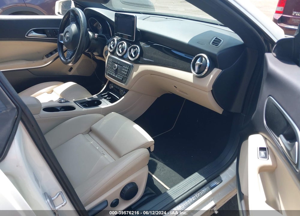 2016 MERCEDES-BENZ CLA 250 4MATIC VIN: WDDSJ4GB5GN364342
