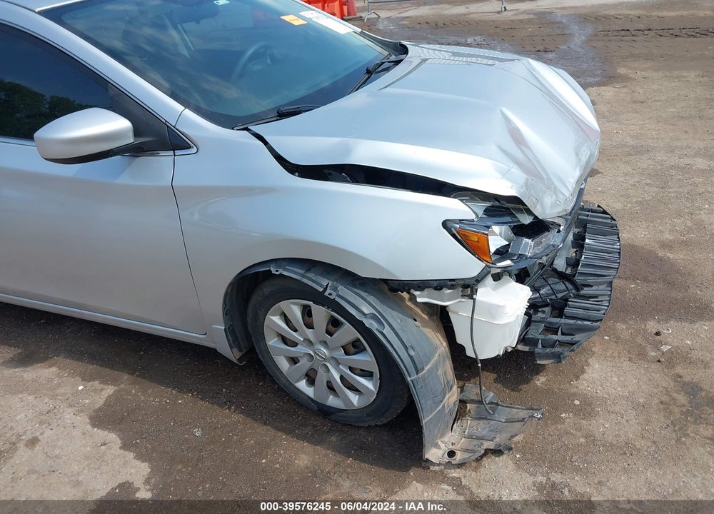 2017 NISSAN SENTRA SV VIN: 3N1AB7AP0HY212548