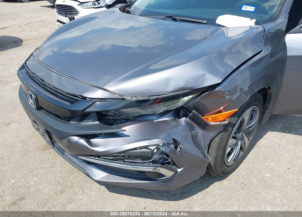2019 HONDA CIVIC LX VIN: 2HGFC2F62KH570025