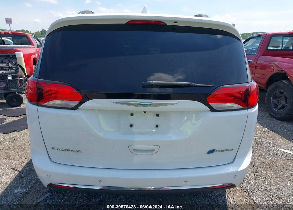 2018 CHRYSLER PACIFICA HYBRID LIMITED VIN: 2C4RC1N70JR133620