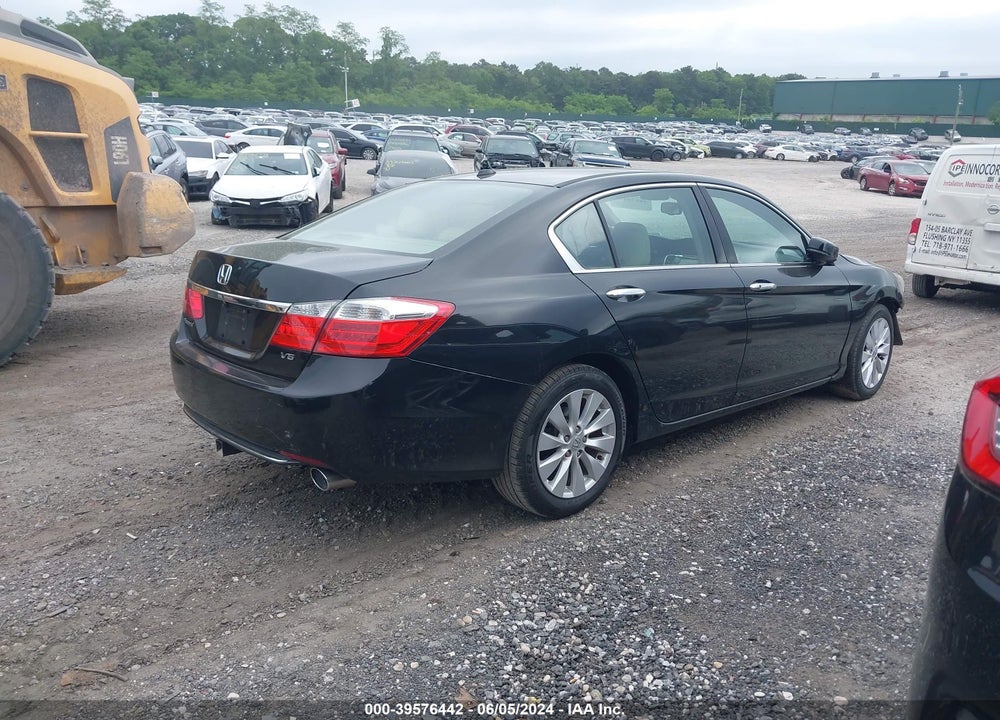 2015 HONDA ACCORD EX-L V-6 VIN: 1HGCR3F83FA030941