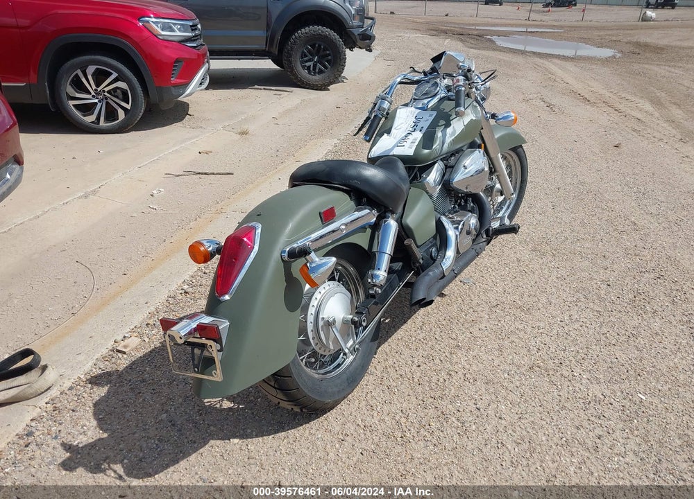 2005 HONDA VT750 CA VIN: JH2RC50385M100246