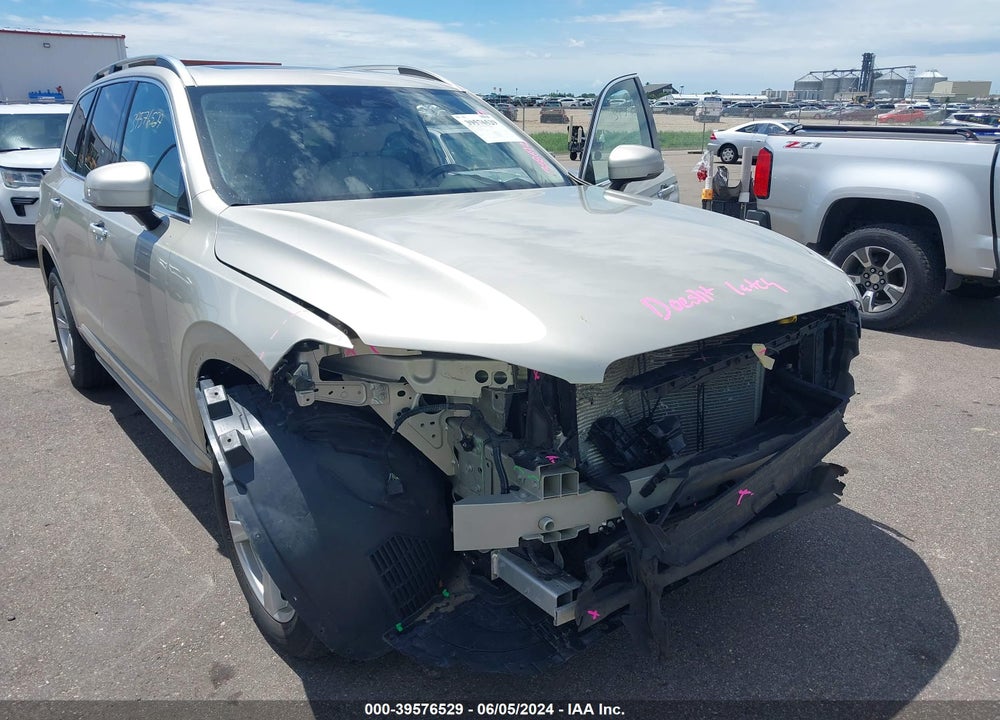 2016 VOLVO XC90 T5 MOMENTUM VIN: YV4102XKXG1061087