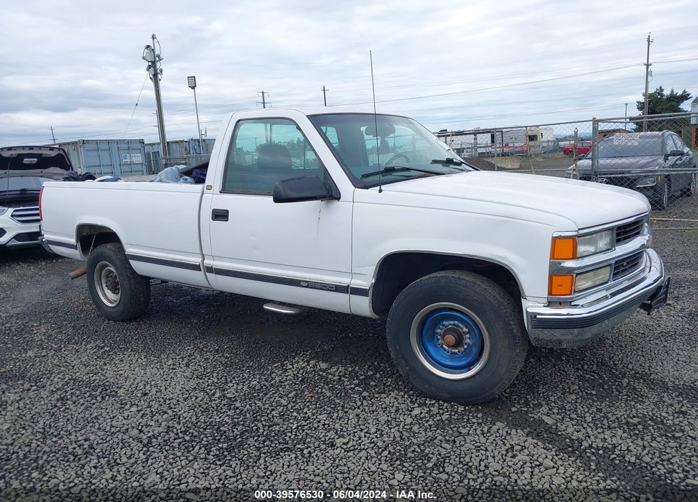 1997 CHEVROLET C3500 HD FLEETSIDE VIN: 1GCGC34J5VF028875