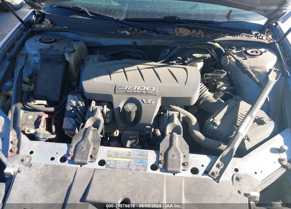 2005 BUICK LACROSSE CX VIN: 2G4WC532X51327492