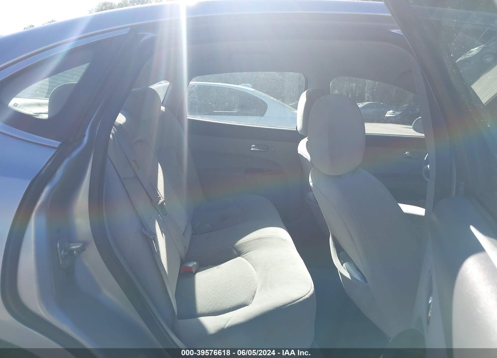 2005 BUICK LACROSSE CX VIN: 2G4WC532X51327492