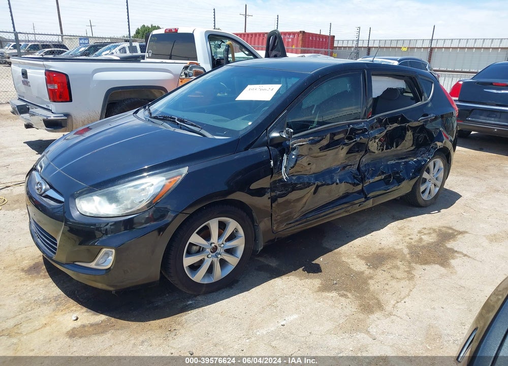 2013 HYUNDAI ACCENT SE VIN: KMHCU5AE6DU082710