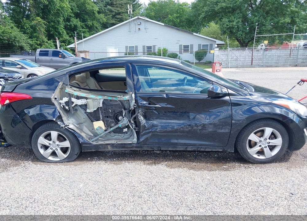 2013 HYUNDAI ELANTRA GLS VIN: 5NPDH4AE8DH339710