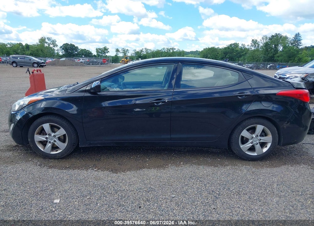 2013 HYUNDAI ELANTRA GLS VIN: 5NPDH4AE8DH339710
