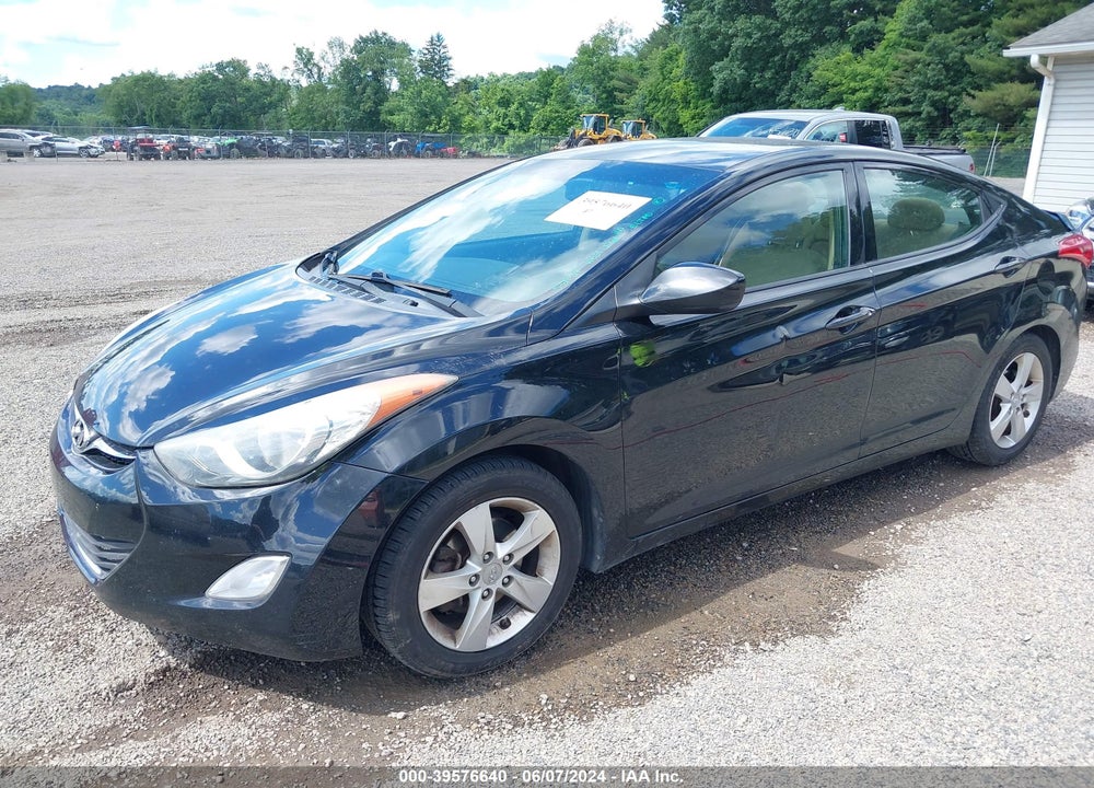 2013 HYUNDAI ELANTRA GLS VIN: 5NPDH4AE8DH339710