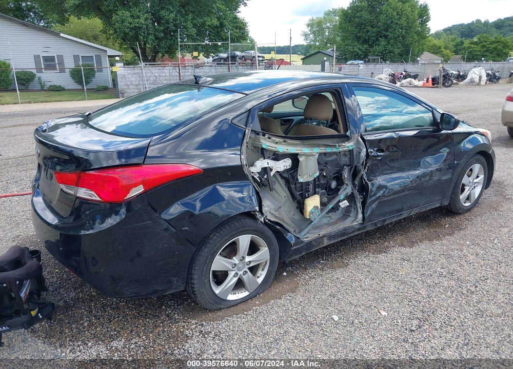2013 HYUNDAI ELANTRA GLS VIN: 5NPDH4AE8DH339710