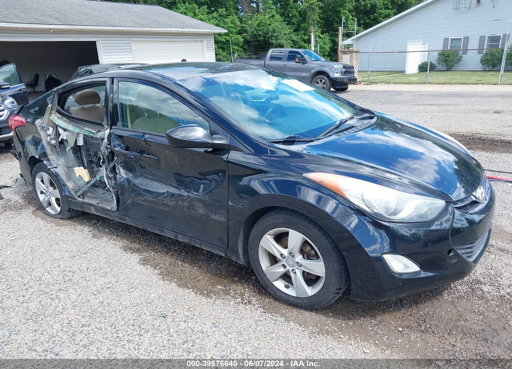 2013 HYUNDAI ELANTRA GLS VIN: 5NPDH4AE8DH339710