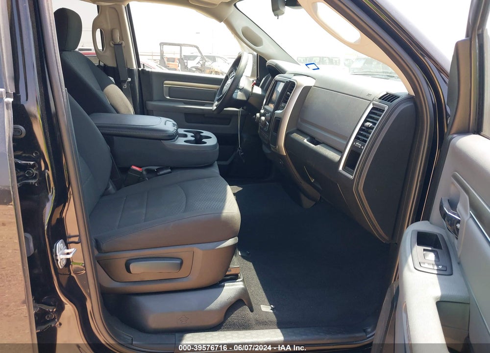 2019 RAM 1500 CLASSIC WARLOCK QUAD CAB 4X2 6'4 BOX VIN: 1C6RR6GT1KS697483