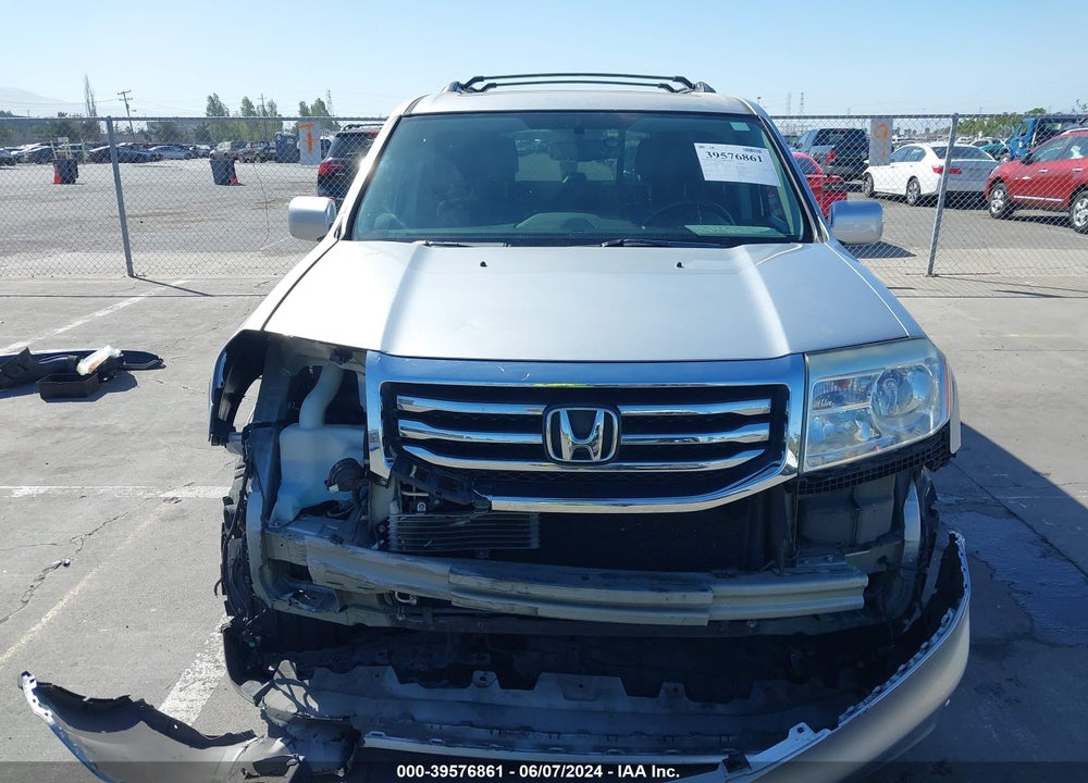 2013 HONDA PILOT TOURING VIN: 5FNYF4H9XDB048415