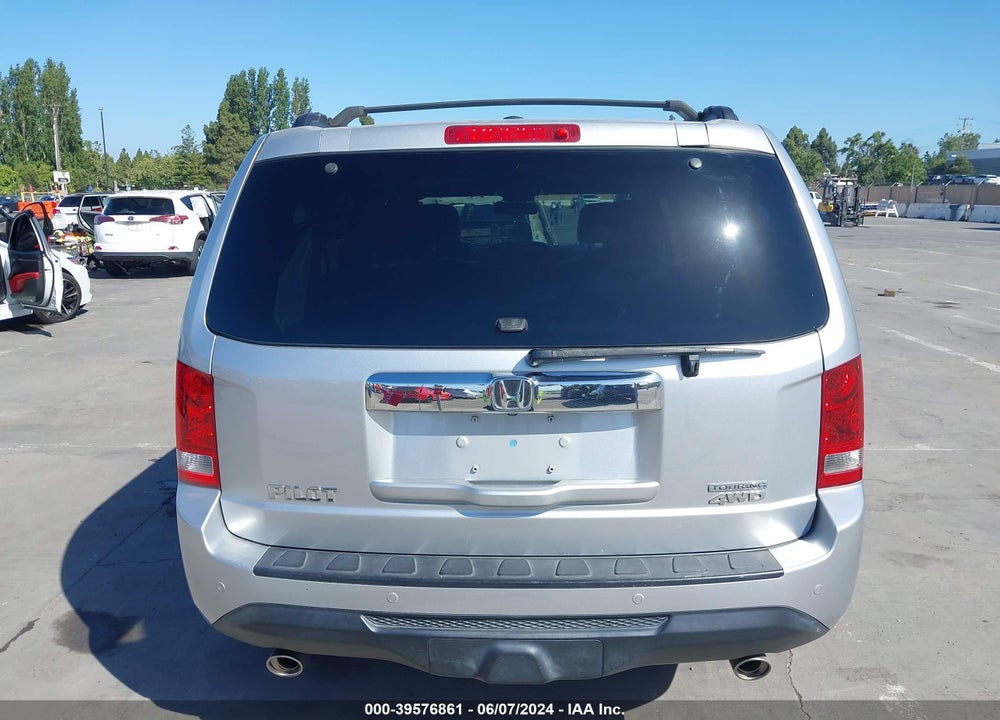 2013 HONDA PILOT TOURING VIN: 5FNYF4H9XDB048415