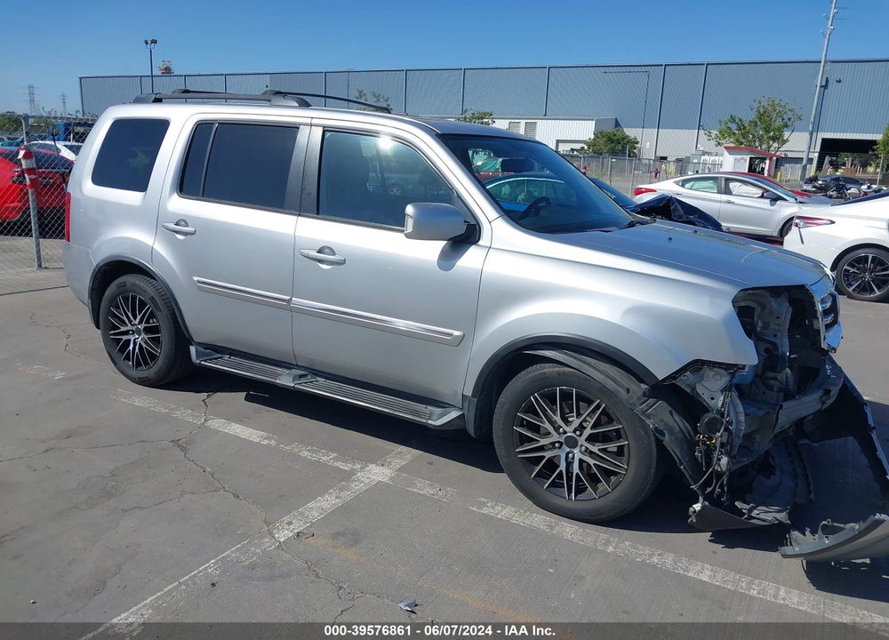 2013 HONDA PILOT TOURING VIN: 5FNYF4H9XDB048415