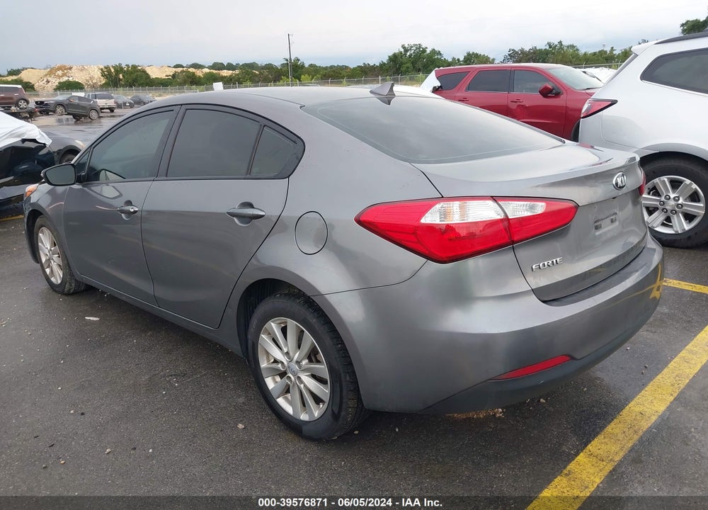 2016 KIA FORTE LX VIN: KNAFX4A65G5477257