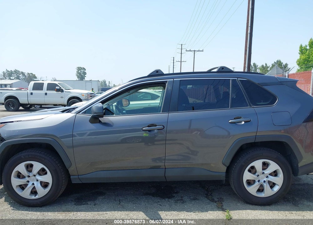 2019 TOYOTA RAV4 LE VIN: JTMF1RFV0KJ004867