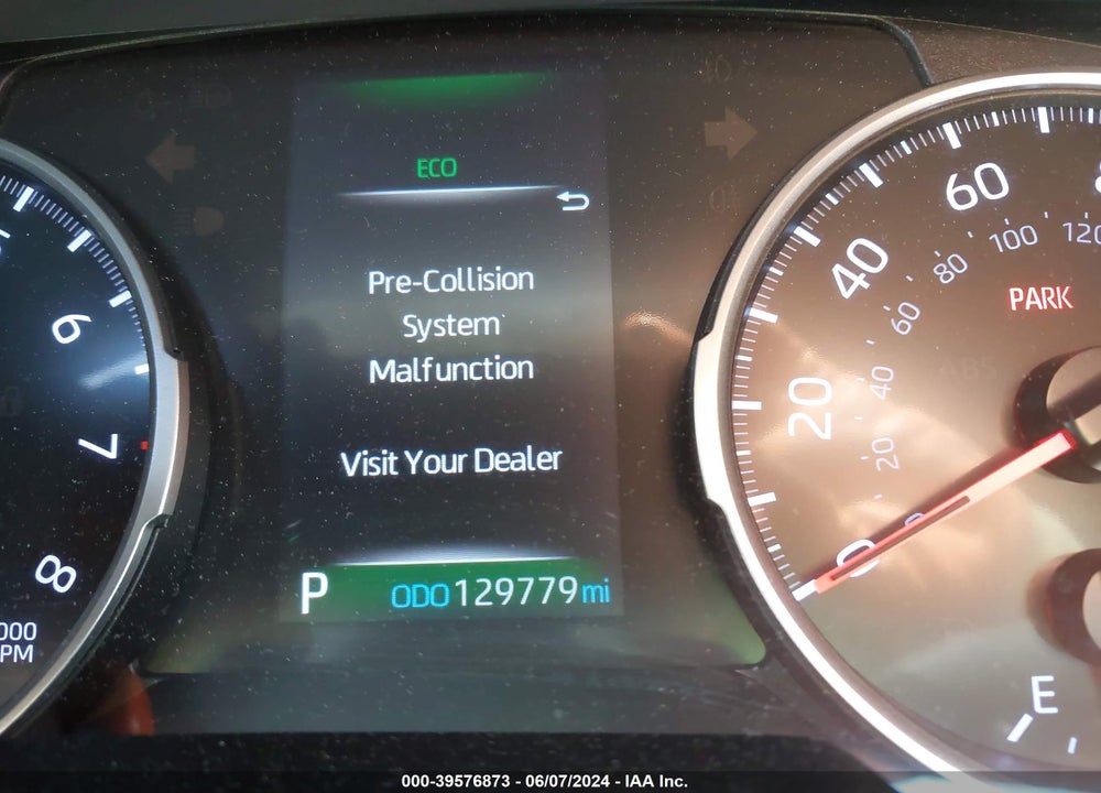 2019 TOYOTA RAV4 LE VIN: JTMF1RFV0KJ004867