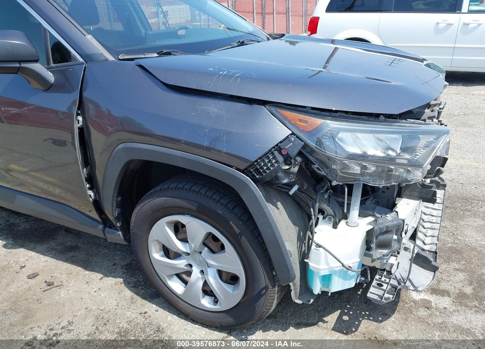 2019 TOYOTA RAV4 LE VIN: JTMF1RFV0KJ004867
