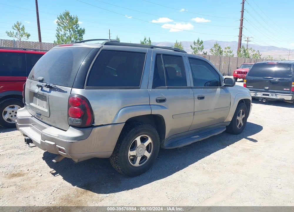 2006 CHEVROLET TRAILBLAZER LS VIN: 1GNDT13S362311566