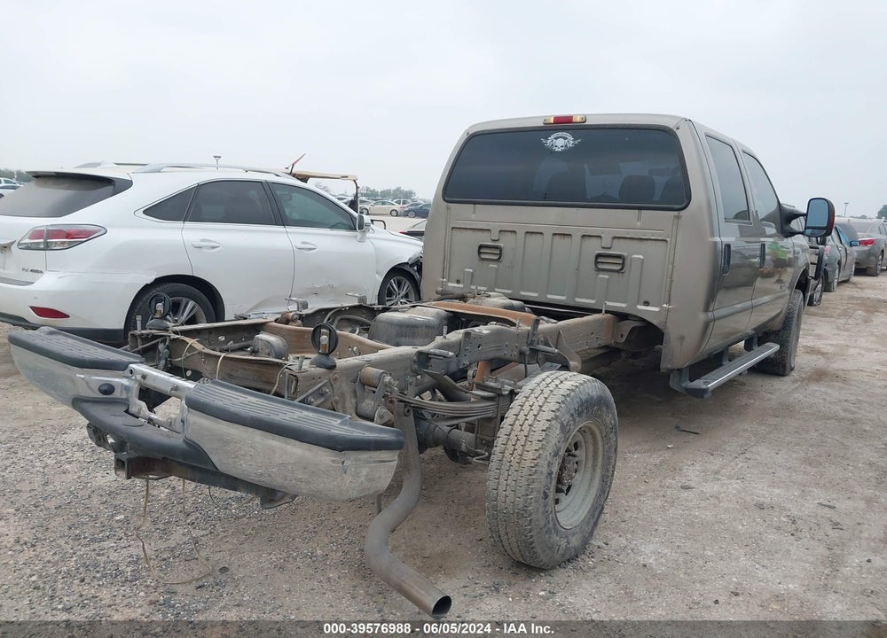 2006 FORD F-350 LARIAT/XL/XLT VIN: 1FTWW31PX6EB30207