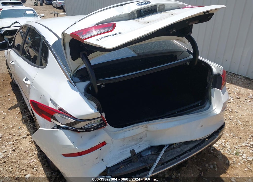 2019 KIA OPTIMA S VIN: 5XXGT4L36KG309024