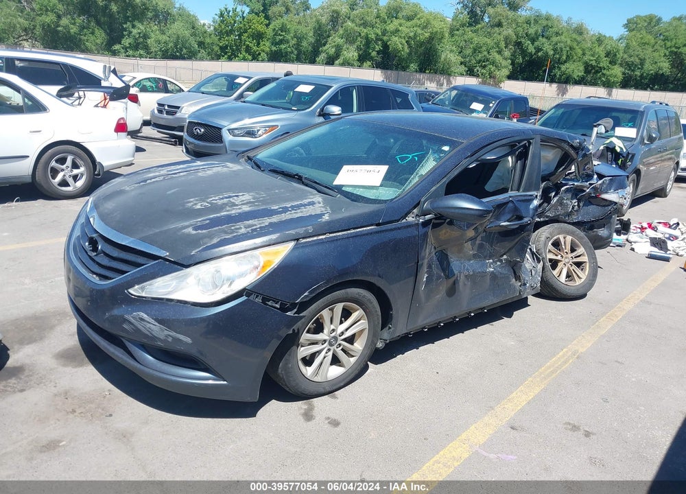 2013 HYUNDAI SONATA VIN: 5NPEB4AC3DH695955