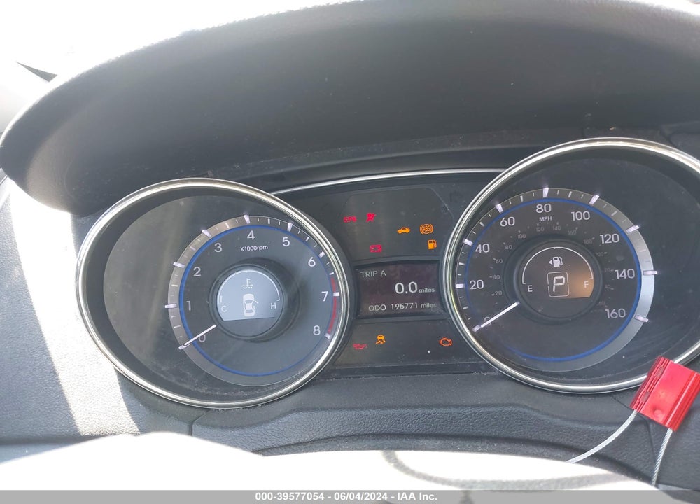 2013 HYUNDAI SONATA VIN: 5NPEB4AC3DH695955
