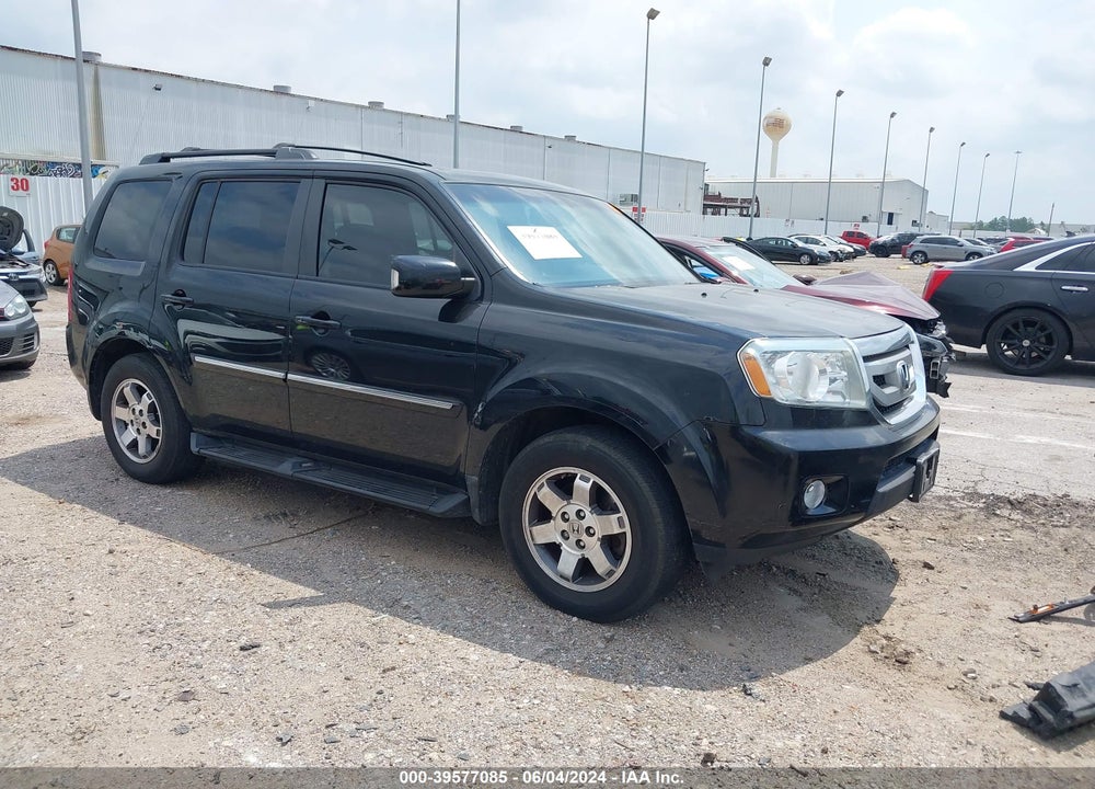 2011 HONDA PILOT TOURING VIN: 5FNYF3H98BB057539