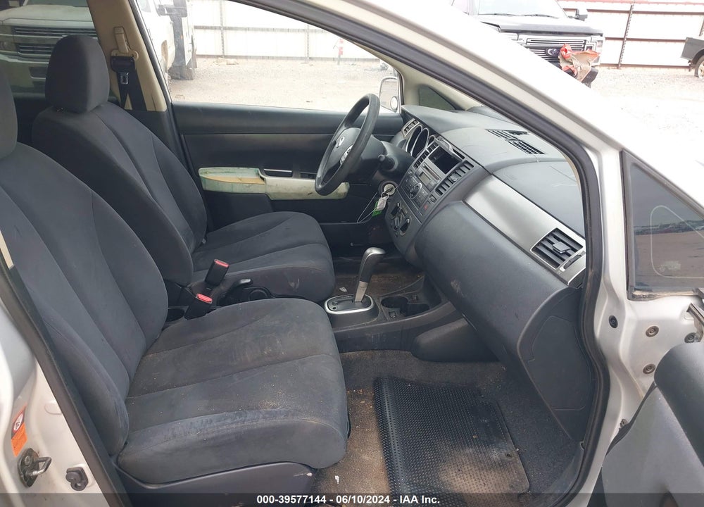2009 NISSAN VERSA VIN: 3N1BC11E09L404225