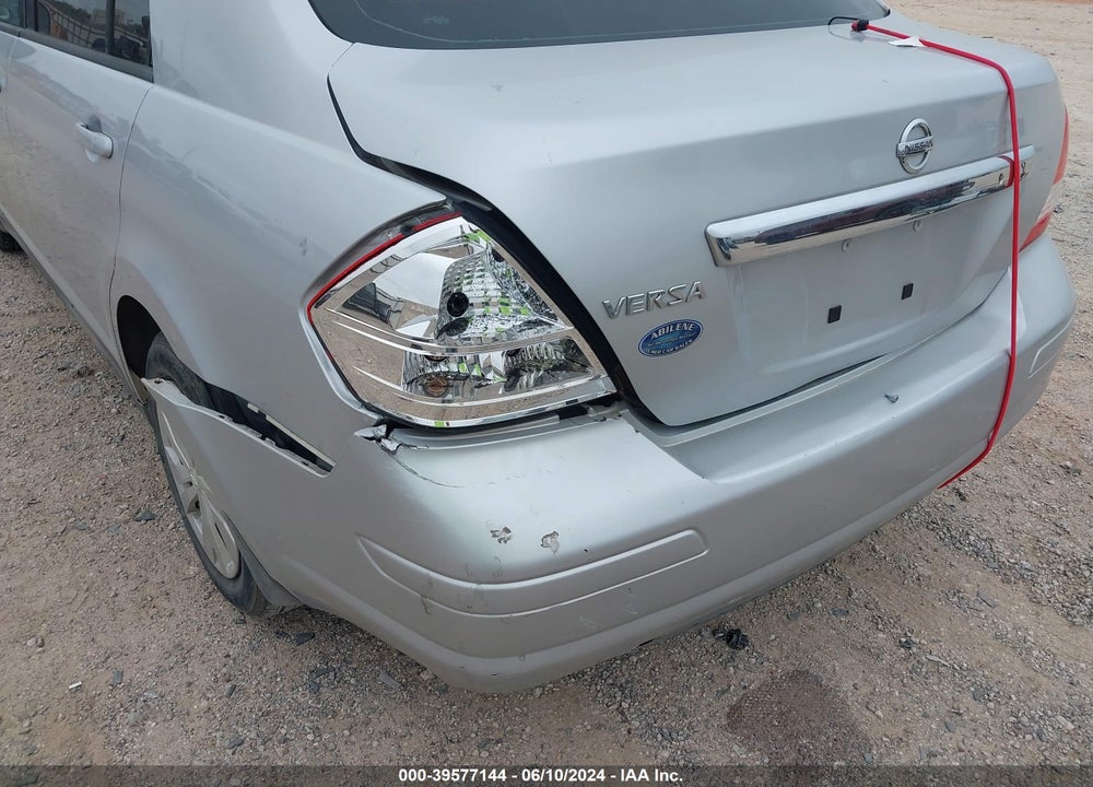 2009 NISSAN VERSA VIN: 3N1BC11E09L404225