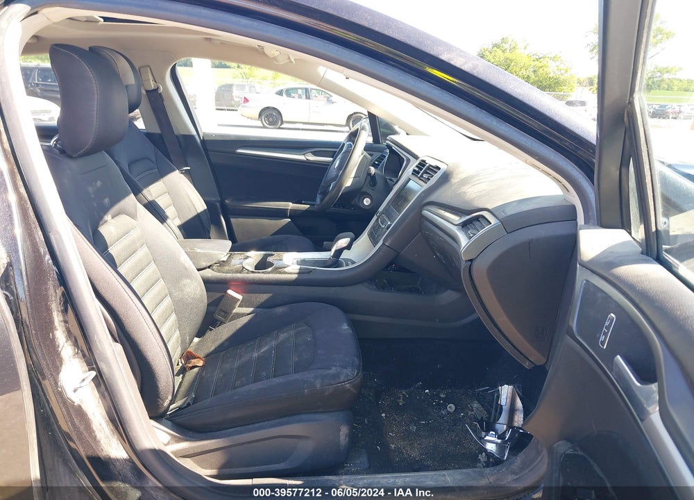 2014 FORD FUSION SE VIN: 1FA6P0HD9E5359117