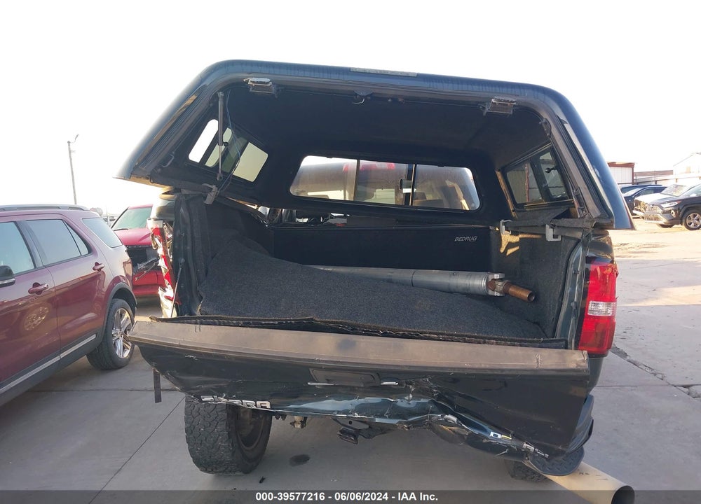 2018 GMC SIERRA 2500HD DENALI VIN: 1GT12UEY4JF242051