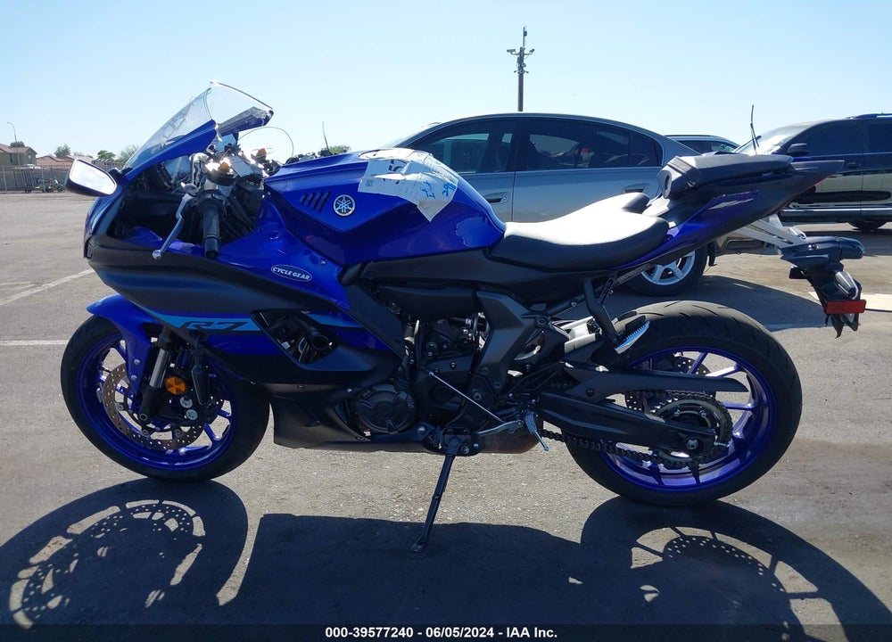 2024 YAMAHA YZFR7 VIN: JYARM38E9RA009862